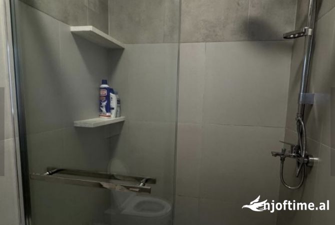 Shtepi me qera Apartament ne Tirane, 1+1, Mobilimi E mobiluar, Pagesa 600  Euro.