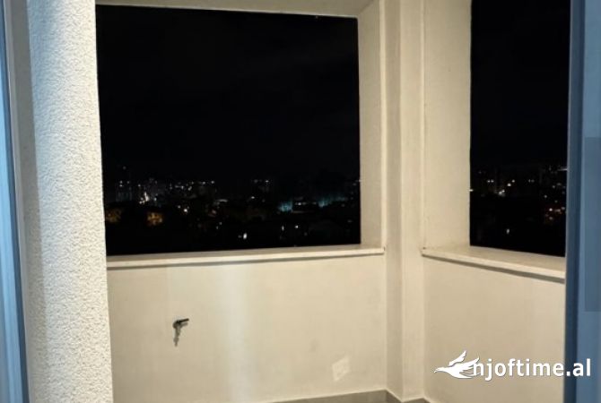 Shtepi me qera Apartament ne Tirane, 1+1, Mobilimi E mobiluar, Pagesa 600  Euro.