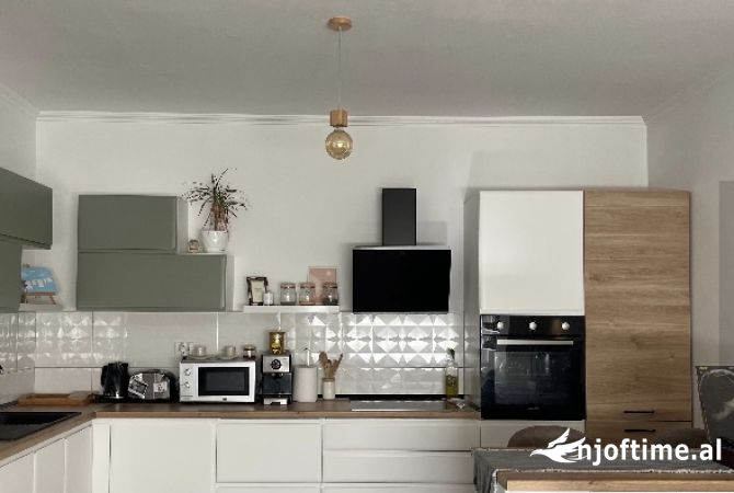 Shtepi me qera 1+1 ne Tirane - 559 Euro