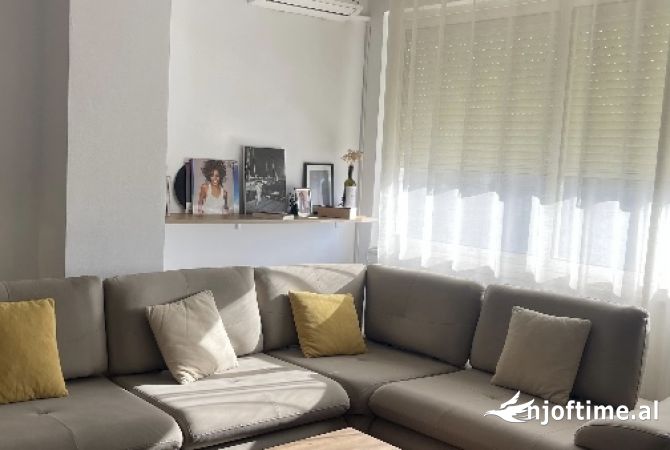 Shtepi me qera 1+1 ne Tirane - 559 Euro