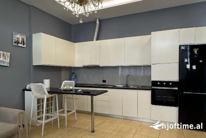 Shtepi ne shitje 2+1 ne Tirane - 125,000 Euro