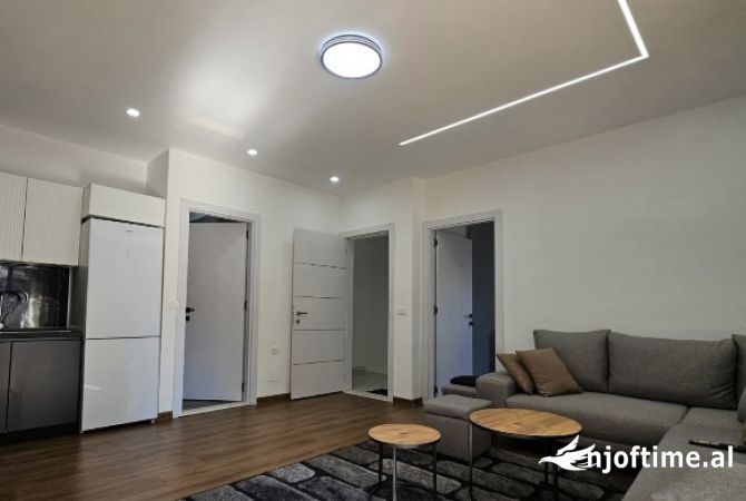 Shtepi me qera 1+1 ne Tirane - 400 Euro