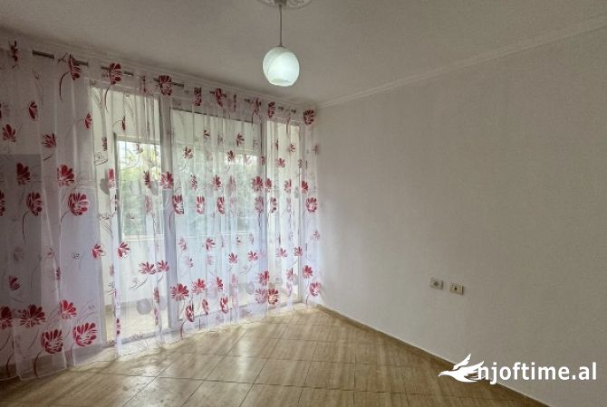 Shtepi ne shitje 1+1 ne Tirane - 89,000 Euro