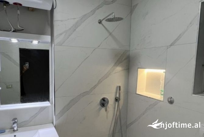 Shtepi me qera 1+1 ne Tirane - 490 Euro