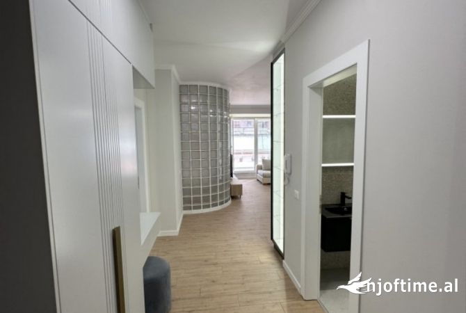 Casa in affitto 2+1 a Tirana - 1,000 Euro