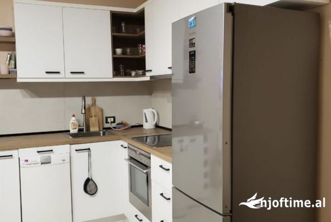 Shtepi me qera 2+1 ne Tirane - 45,000 Leke