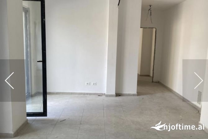 Shtepi me qera Apartament ne Tirane, 2+1, Mobilimi E mobiluar, Pagesa 80,000  Leke.