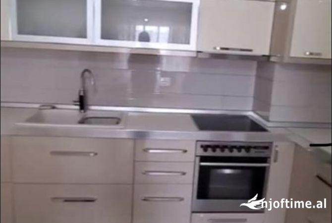 Shtepi me qera 2+1 ne Tirane - 500 Euro