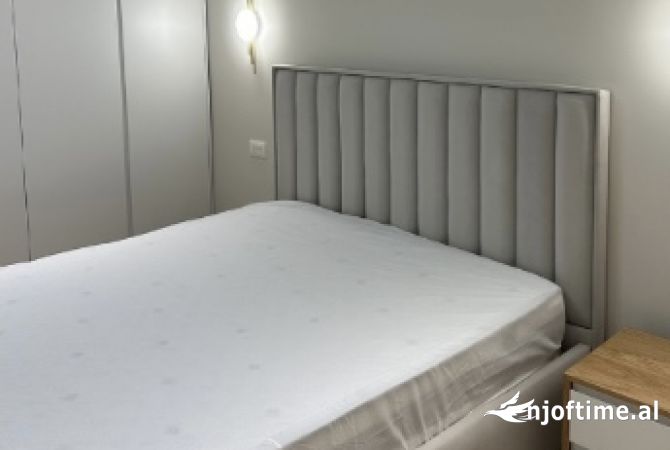 Shtepi me qera 2+1 ne Tirane - 600 Euro
