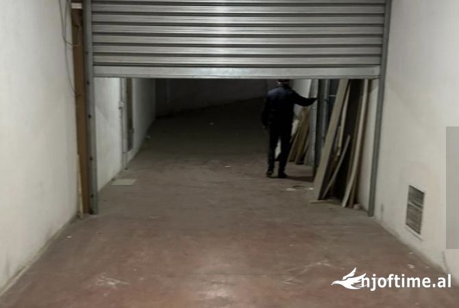 Magazine me qera - Rruga Jordan Misja