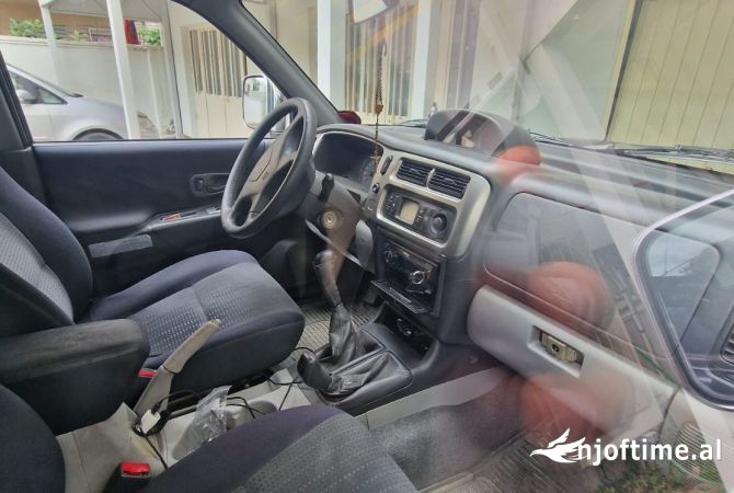 Cars for sale in Tirana, Mitsubishi, 2007 Diesel,Kambio Manual Payment 9,800  Euro.