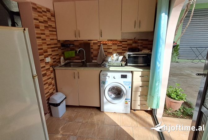 Shtepi me qera Garsoniere ne Tirane - 230 Euro