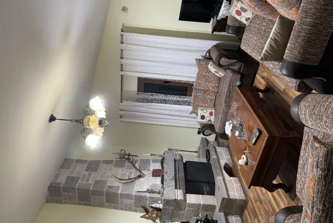 Shtepi me qera 1+1 ne Tirane - 45,000 Leke