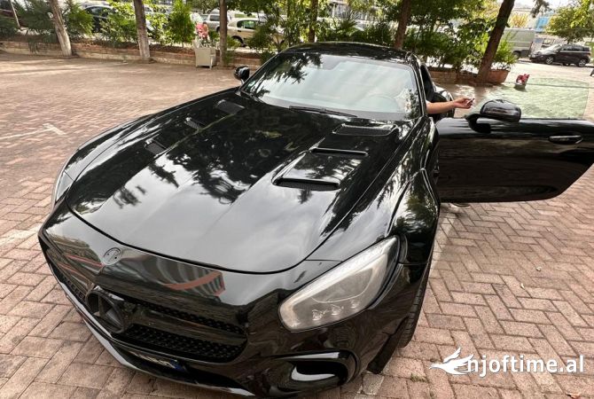 Auto in Vendita a Tirana - 88,000 Euro