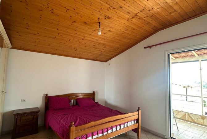 Shtepi me qera Shtepi Private ne Tirane, 1+1, Mobilimi E mobiluar, Pagesa 300  Euro.