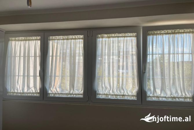 Shtepi ne shitje Apartament ne Shkoder, 2+1, Mobilimi E mobiluar, Pagesa 85,000  Euro.