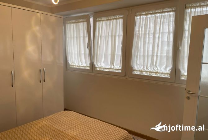 Shtepi ne shitje Apartament ne Shkoder, 2+1, Mobilimi E mobiluar, Pagesa 85,000  Euro.
