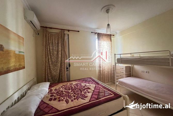 Shtepi ne shitje Apartament ne Vlore, 2+1, Mobilimi E mobiluar, Pagesa 230,000  Euro.