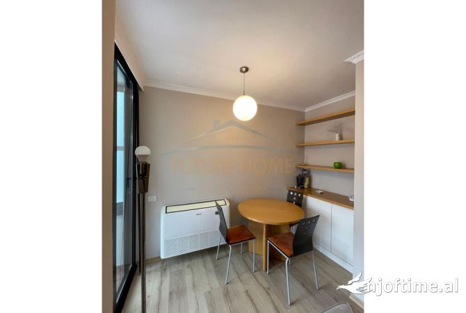 Shtepi ne shitje Apartament ne Tirane, 2+1, Mobilimi E mobiluar, Pagesa 300,000  Euro.