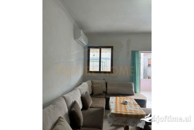 Shtepi me qera Apartament ne Tirane, 1+1, Mobilimi E mobiluar, Pagesa 320  Euro.