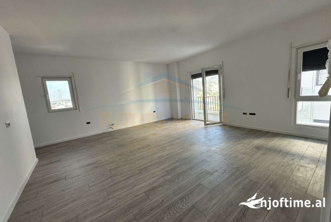 Shtepi ne shitje 2+1 ne Tirane - 214,000 Euro