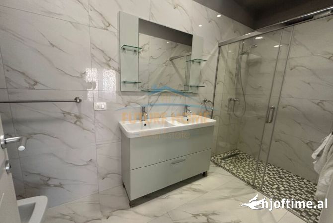 Shtepi me qera 2+1 ne Tirane - 1,200 Euro