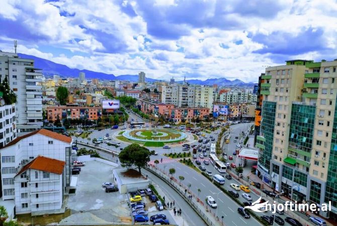 Ambient biznesi ne shitje 1+1 ne Tirane - 220,000 Euro