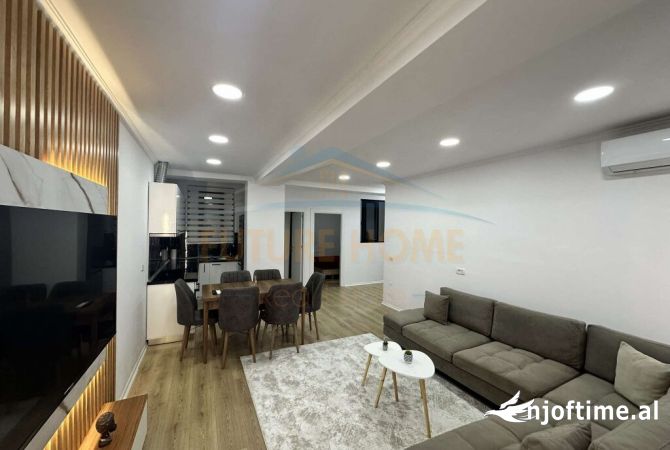 Shtepi ne shitje Apartament ne Tirane, 2+1, Mobilimi E mobiluar, Pagesa 85,000  Euro.