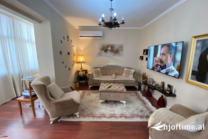 Shtepi ne shitje 3+1 ne Tirane - 248,000 Euro