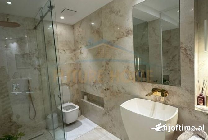 Shtepi ne shitje 2+1 ne Tirane - 280,000 Euro