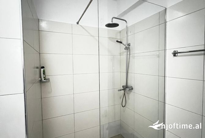 Shtepi me qera Apartament ne Tirane, 1+1, Mobilimi E mobiluar, Pagesa 500  Euro.