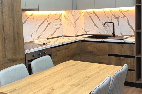 Shtepi me qera 1+1 ne Tirane - 750 Euro