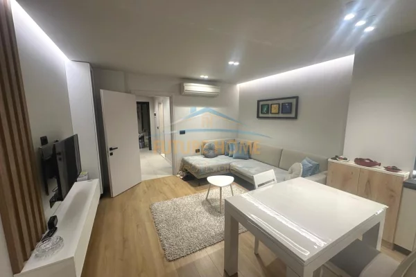 Shtepi me qera 1+1 ne Tirane - 800 Euro