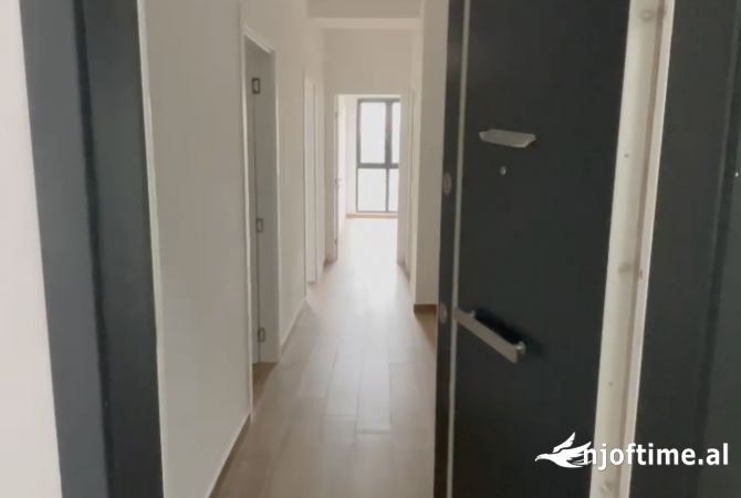 APARTAMENT 2+1 ME QERA 