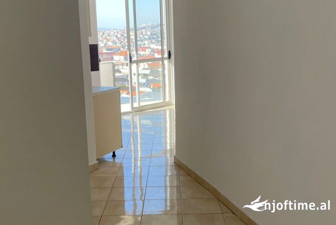 Shtepi ne shitje 1+1 ne Tirane - 85,000 Euro