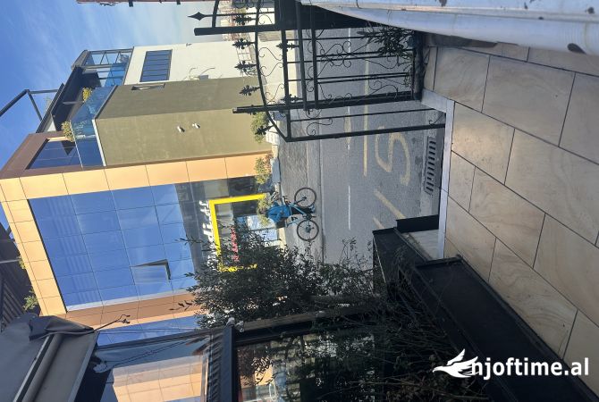 Shtepi me qera Garsoniere ne Tirane - 25,000 Leke