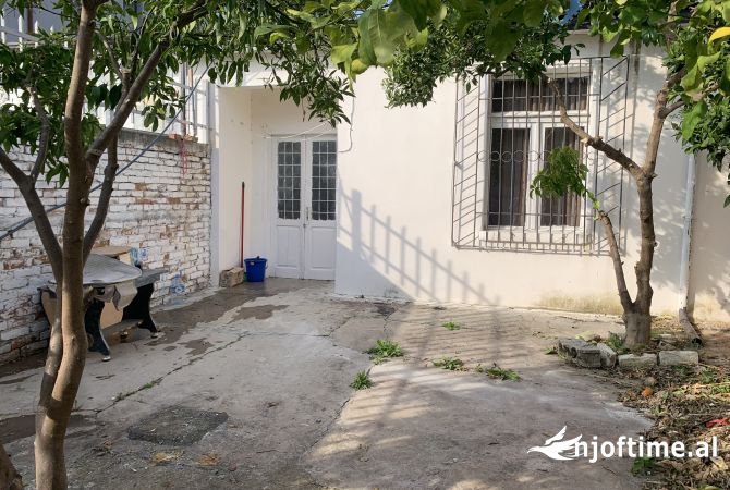 Casa in vendita 1+1 a Berat - 20,000 Euro