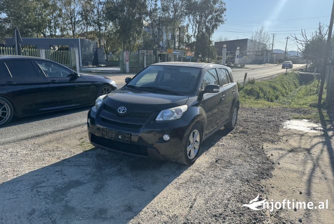 Makina ne shitje ne Tirane - 5,300 Euro