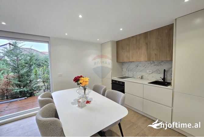 Shtepi me qera Apartament ne Tirane, 1+1, Mobilimi E mobiluar, Pagesa 550  Euro.