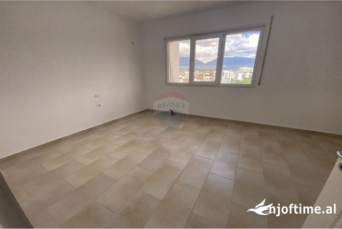 Shtepi ne shitje 2+1 ne Tirane - 184,000 Euro
