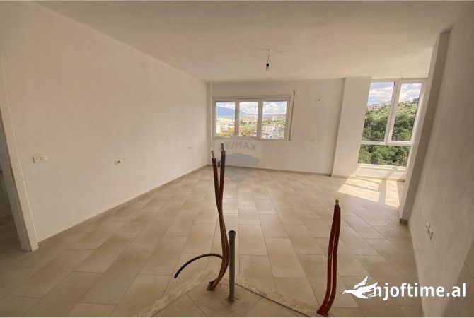 Shtepi ne shitje 2+1 ne Tirane - 184,000 Euro