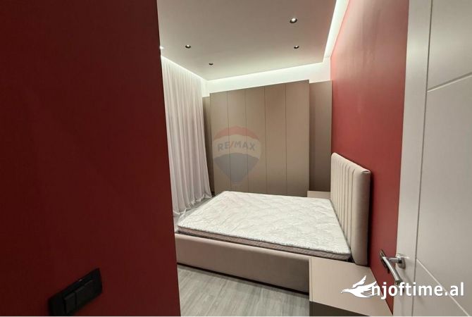 Shtepi me qera Apartament ne Tirane, 2+1, Mobilimi E mobiluar, Pagesa 450  Euro.