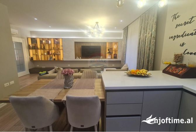 Shtepi ne shitje 2+1 ne Durres - 180,000 Euro
