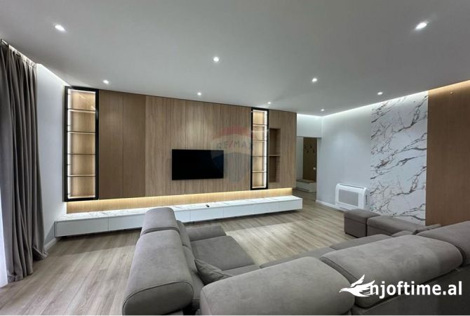 Casa in vendita 2+1 a Tirana - 270,000 Euro