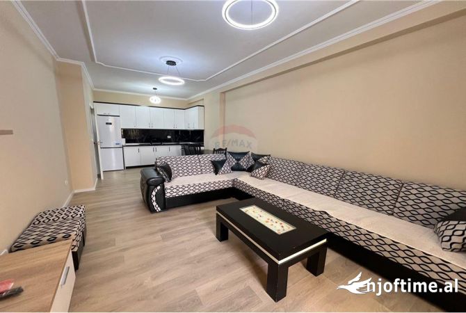 Shtepi me qera 1+1 ne Tirane - 60,000 Leke
