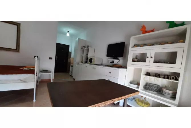 House for Sale Garsoniere in Durres - 58,000 Euro