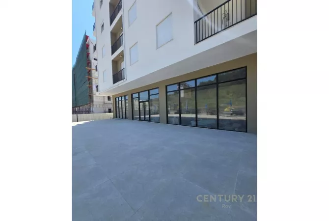 Business Property in Sale 1+1 in Durres - 250,000 Euro