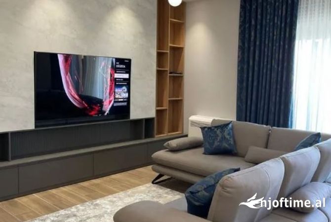 Shtepi me qera 2+1 ne Tirane - 1,500 Euro