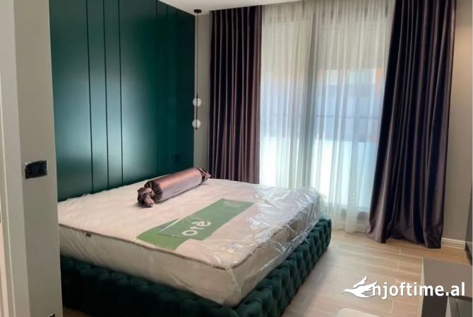 Shtepi me qera Apartament ne Tirane, 2+1, Mobilimi E mobiluar, Pagesa 1,500  Euro.