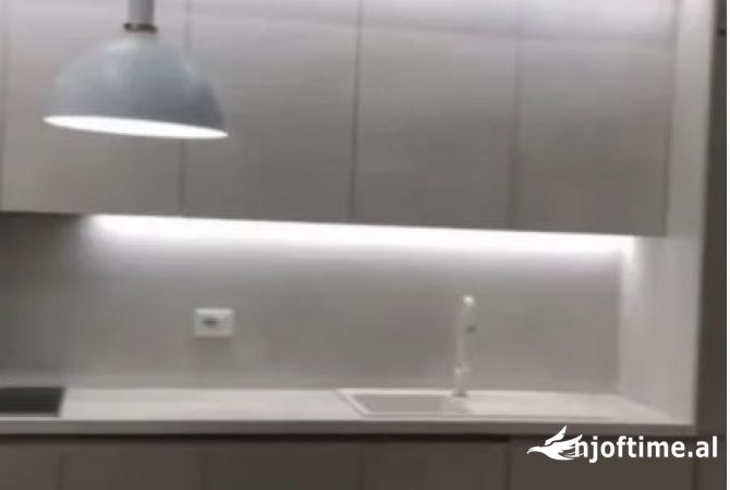 Shtepi me qera 1+1 ne Tirane - 800 Euro